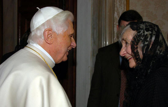 O encontro de Dra. Alice com S.S. o Papa Bento XVI